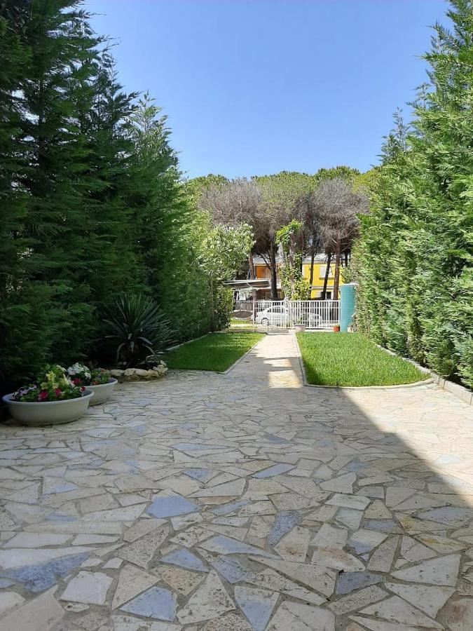 Villa Leyland 格勒姆 外观 照片